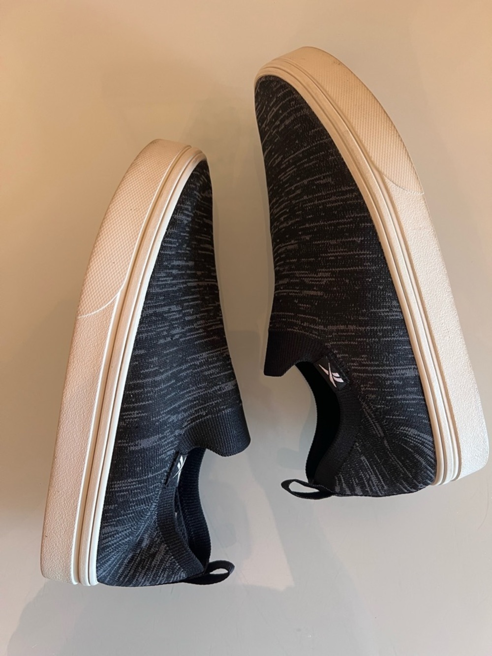 REEBOK MemoryTech Slip On Sneakers Black Knit Comfort Walking Shoes - Picture 5 of 10